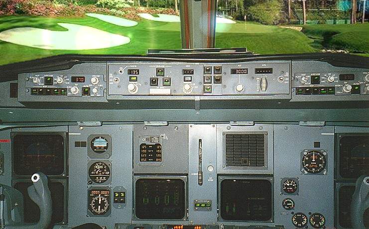 cockpit_g_bydn_aug13.jpg